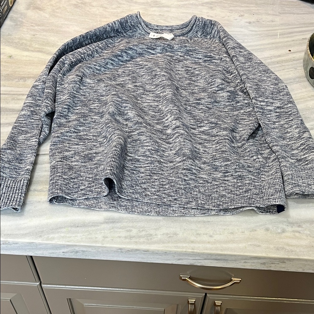 Lululemon Athletica Blue-Gray Crew Neck Sweater